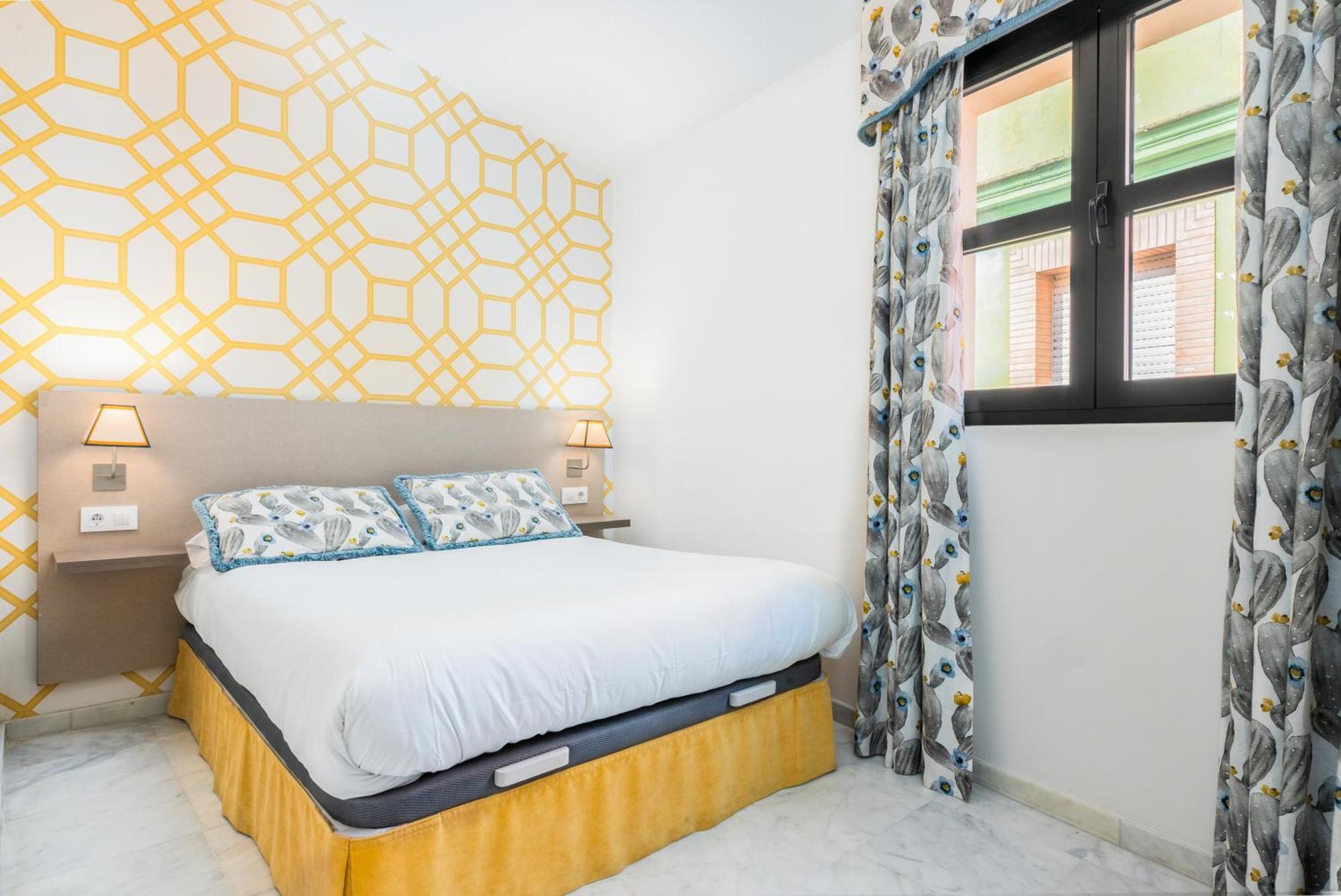 Smartr Sevilla Las Duenas Esterno foto